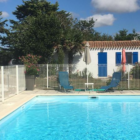 Studio Avec Piscine Beauvoir-sur-Mer Exterior photo